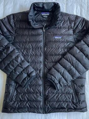 Patagonia Men's Black Down Sweater Insulated Jacket - M